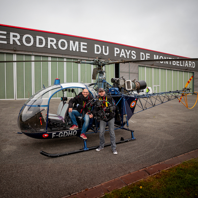 Prise de vue aérienne en hélicoptère et en drone