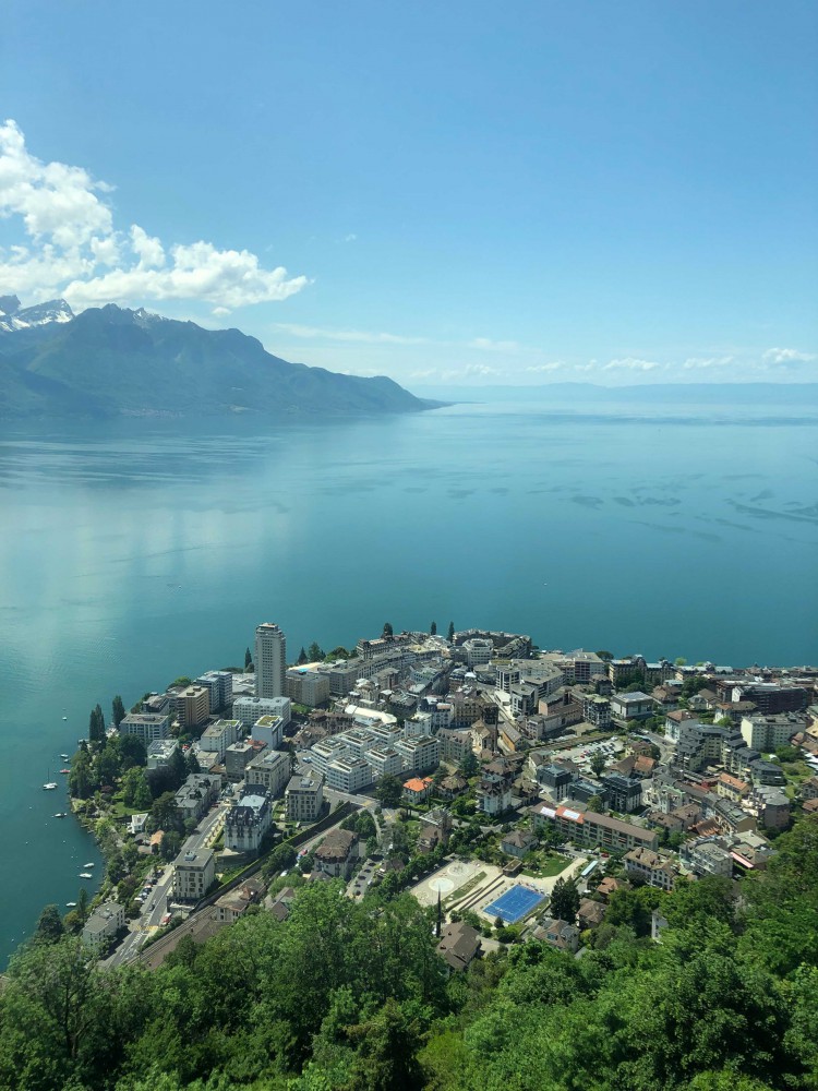 Vue depuis Glion au dessus de Montreux en Suisse Time Prod